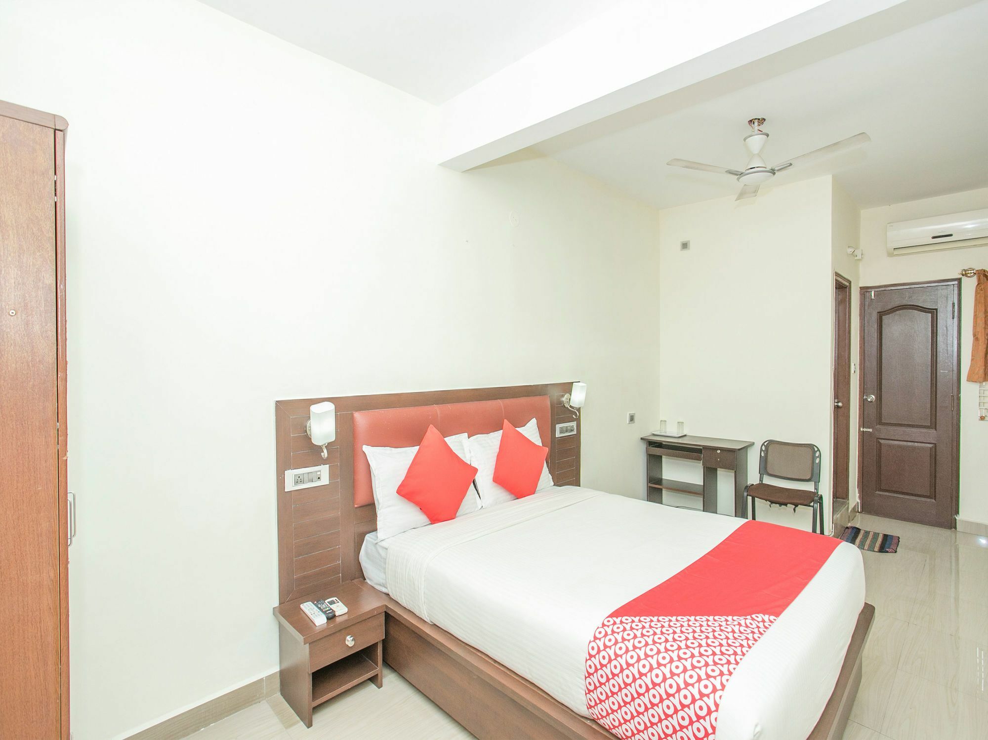 Oyo 13170 Victory Suites Bangalore Exterior photo